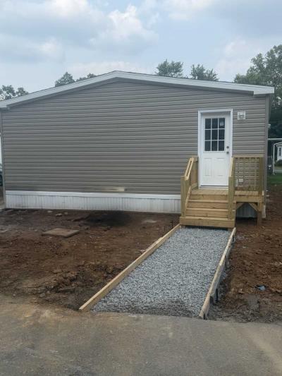 Photo 2 of 6 of home located at 14 Hazel Circle Mechanicsburg, PA 17050