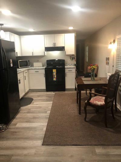 Photo 4 of 8 of home located at 103 Oakhill Key Ct. Valrico, FL 33594