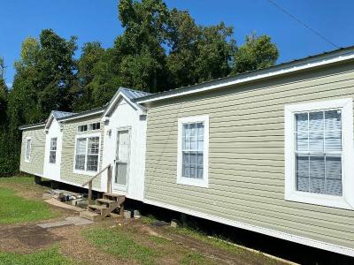 Mobile Home at R & R Homes Inc. 255 Us Highway 280 Alexander City, AL 35010