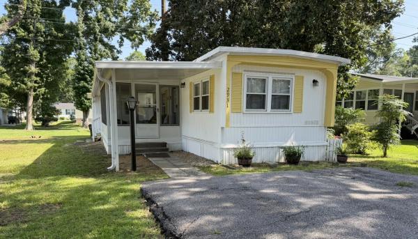 1972 Broadmore Mobile Home For Sale