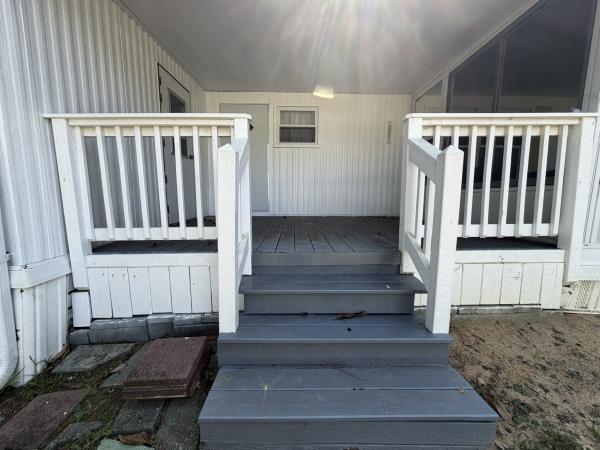 1972 Broadmore 16K Mobile Home