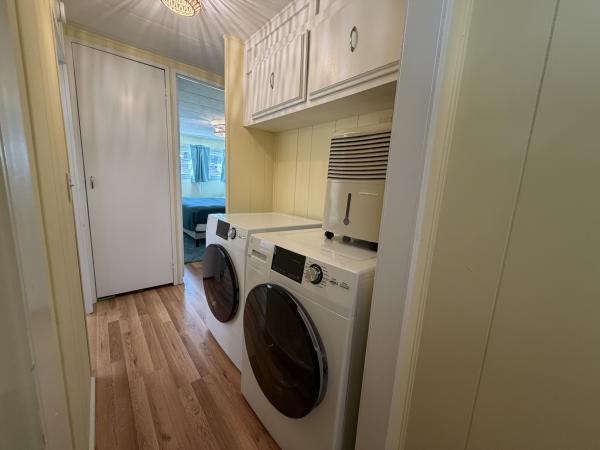 1972 Broadmore 16K Mobile Home