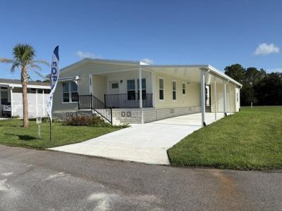 Photo 2 of 16 of home located at 34574 Robins Song Road Zephyrhills, FL 33541