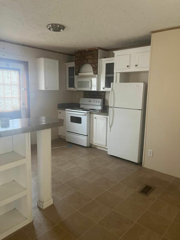 2006 Clayton Homes Inc Mobile Home For Sale