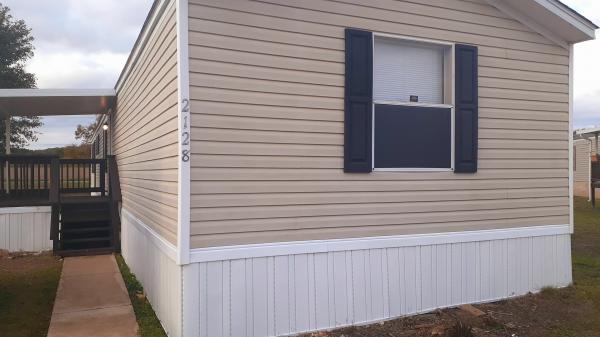 2006 FLEETWOOD HOMES OF TX INC Mobile Home For Sale