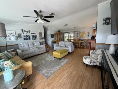 Photo 3 of 20 of home located at 205 Magnolia Run Lake Alfred, FL 33850