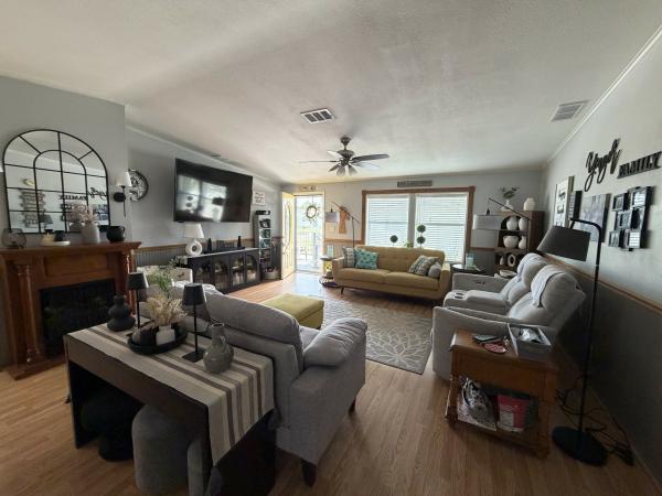 2000 Palm Harbor 2860A6 Mobile Home