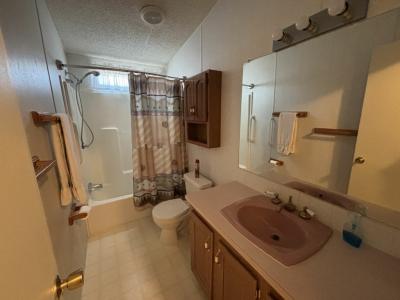 Photo 5 of 20 of home located at 7300 N 51st Ave Lot D-62 Glendale, AZ 85301