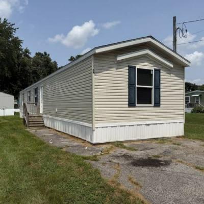 Mobile Home at 7511 Cane Run Road Louisville, KY 40258