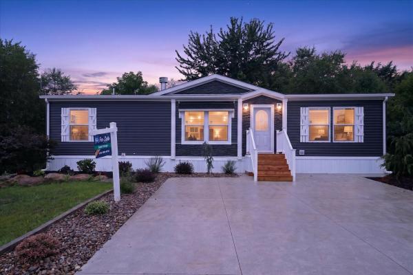 Photo 1 of 2 of home located at 2726 Congress Drive SW #155 Canton, OH 44706