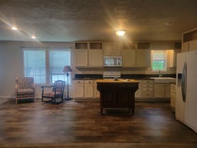 Photo 2 of 7 of home located at 6480 Lake Breeze Drive Brighton, MI 48114