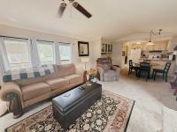 1987 Holly Park Mobile Home