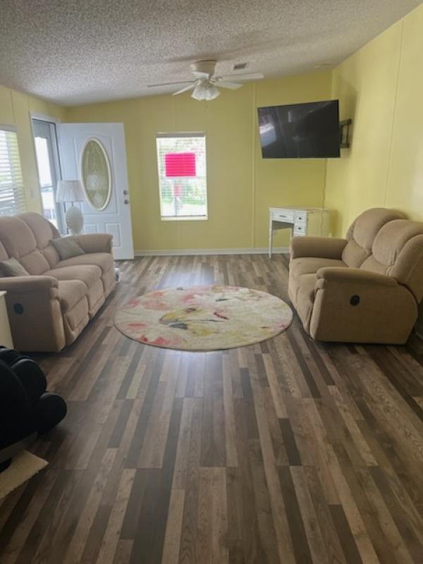 1996  Mobile Home For Sale