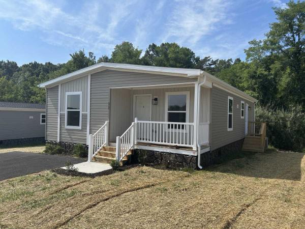 Photo 1 of 2 of home located at 11 Fawn Meadow Trail Staunton, VA 24401