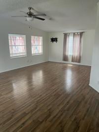 1993 Manufactured Home