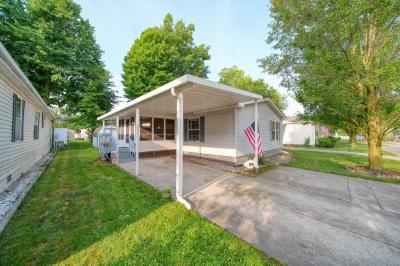 Photo 2 of 34 of home located at 510 Missouri River Ct. Adrian, MI 49221