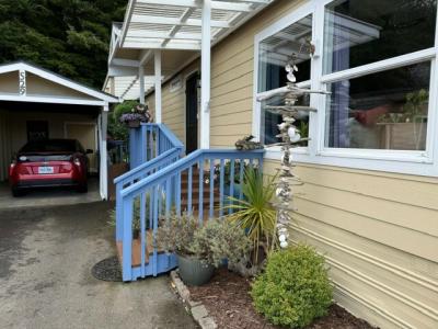 Photo 2 of 21 of home located at 529 Puerto Vista Dr Coos Bay, OR 97420