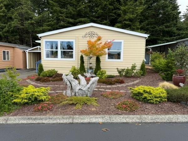 1990  Mobile Home For Sale