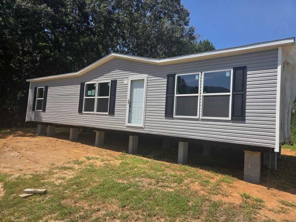 Photo 1 of 2 of home located at 5125 Crawley Dale Street, Lot 40 Morganton, NC 28655