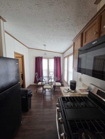 Photo 3 of 9 of home located at 649 Kingfisher Ct Streetsboro, OH 44241