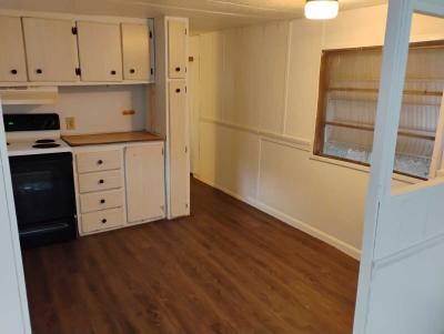 Photo 4 of 24 of home located at 1701 Skipper Rd #159 Tampa, FL 33613