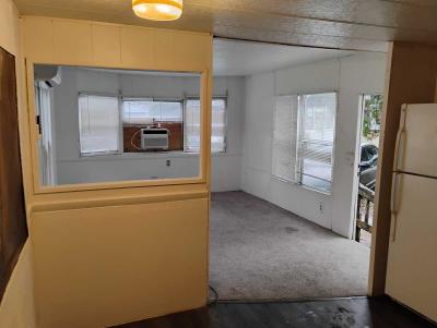 Photo 5 of 24 of home located at 1701 Skipper Rd #159 Tampa, FL 33613
