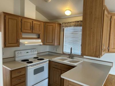 Photo 4 of 8 of home located at 1110 North Henness Road, Site 550 Casa Grande, AZ 85122