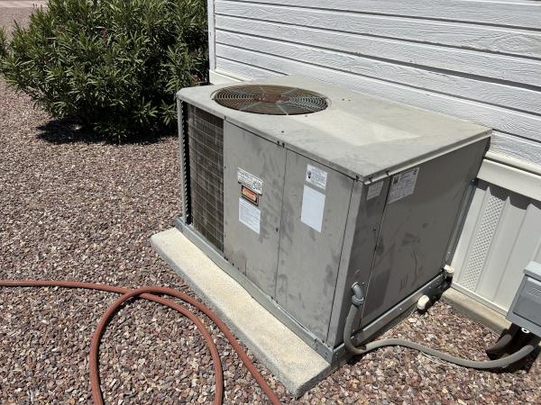 2005 Mobile Home