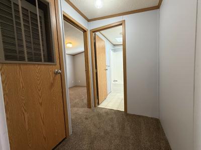Photo 5 of 9 of home located at 4312 Kingston Lane Jackson, MI 49201