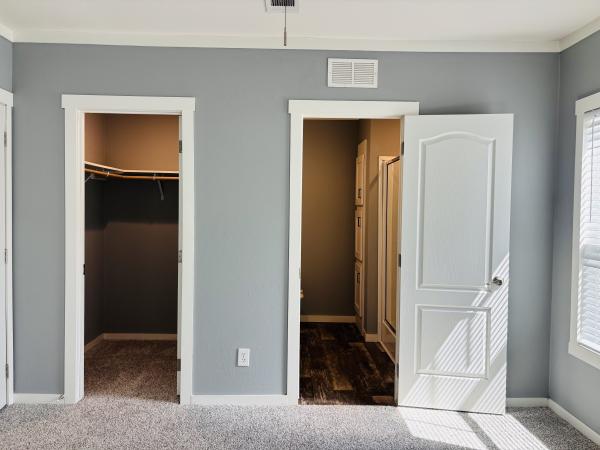 2023 Clayton 32DEV28443E Mobile Home