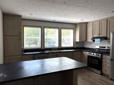Photo 3 of 3 of home located at 375 Woodland Dr Oakland Charter Township, MI 48363