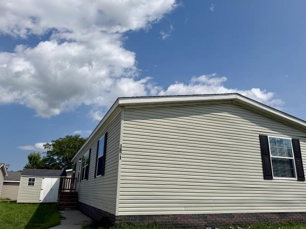 2017 REDMAN Mobile Home For Sale