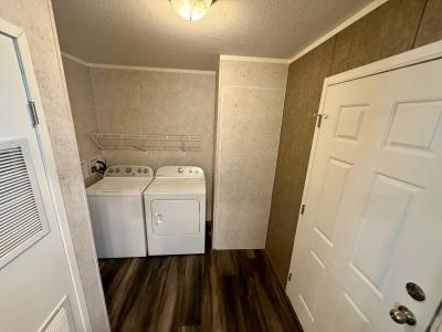 Photo 5 of 13 of home located at 1871 Birch St Newport, MI 48166