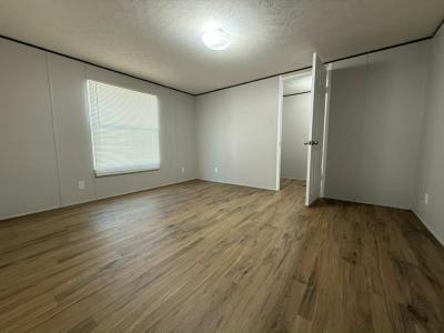 Photo 5 of 13 of home located at 7400 Glen Leaf Dr., #132 Shreveport, LA 71129
