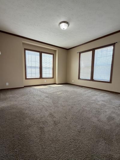 Photo 2 of 11 of home located at 1921 White Oak Lane Ypsilanti, MI 48198