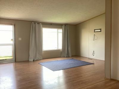 Photo 2 of 15 of home located at 285 Riverview Drive Saline, MI 48176