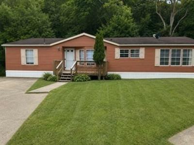 Mobile Home at 206 York Circle Belle Vernon, PA 15012