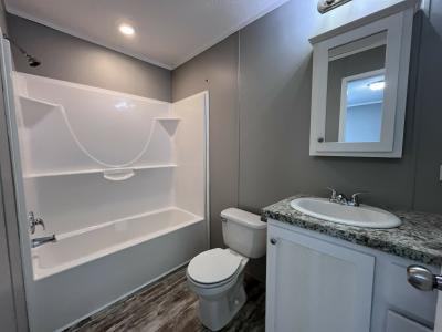 Photo 5 of 10 of home located at 40706 Gasglow Dr Sterling Heights, MI 48310