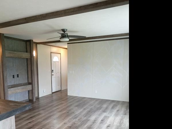 2022 Clayton 86 Loft  Home