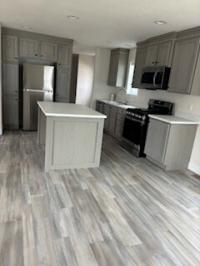 2025 CLAYTON MIDDLEBURY 81TMP24523AH25S  Home