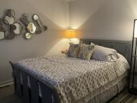 1975 American 10225UX Mobile Home