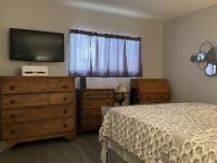 1975 American 10225UX Mobile Home