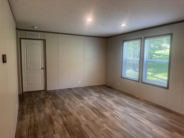 2024 Clayton 95PLH28563I(4BR) Mobile Home