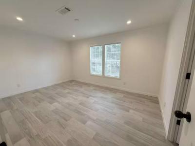 Photo 3 of 5 of home located at 4432 SE 22nd Ct. Okeechobee, FL 34974