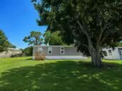 Mobile Home at 4208 SE 21st Ct. 4208 SE 21st Ct. Okeechobee, FL 34974