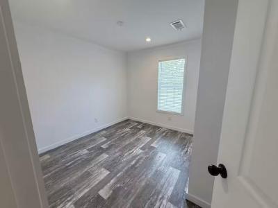 Photo 4 of 7 of home located at 4208 SE 21st Ct. Okeechobee, FL 34974
