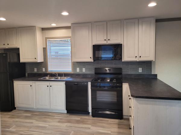 Photo 1 of 2 of home located at 3617 N. Grand Ave E., Lot #66 Springfield, IL 62702
