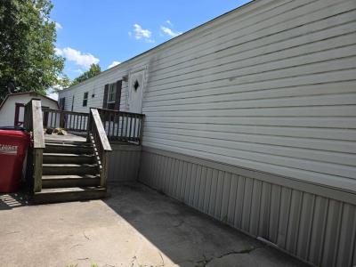 Photo 3 of 6 of home located at 218 Hickory Circle Elyria, OH 44035