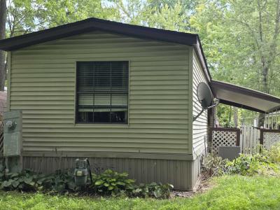 Photo 4 of 5 of home located at 328 Ashwood Avenue Elyria, OH 44035