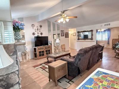 Photo 5 of 35 of home located at 8122 W Flamingo Rd Las Vegas, NV 89147